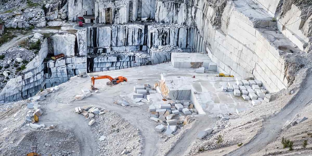 famous stone mines in Iran