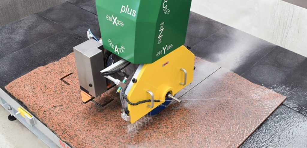 Stone cutting machine