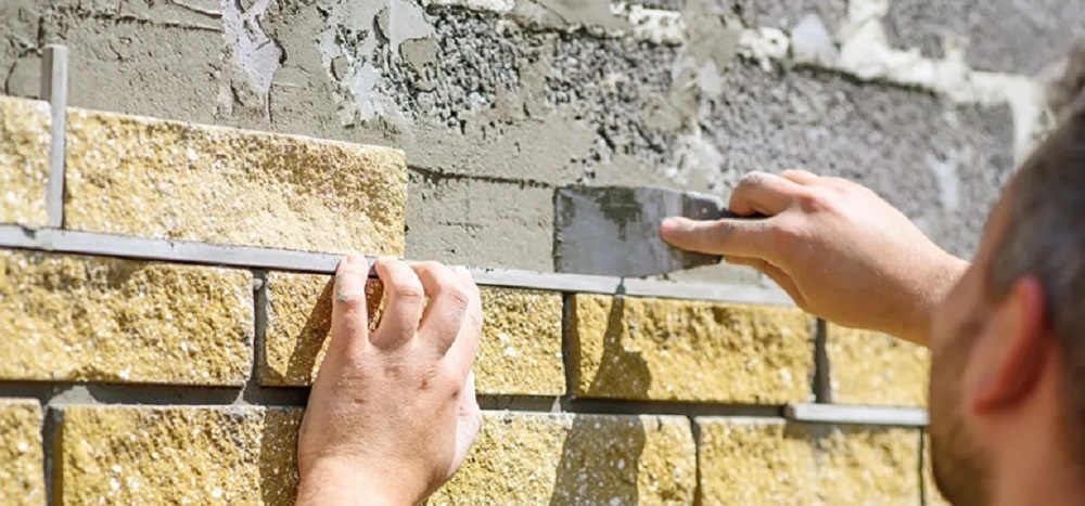 Facade stone for wet areas