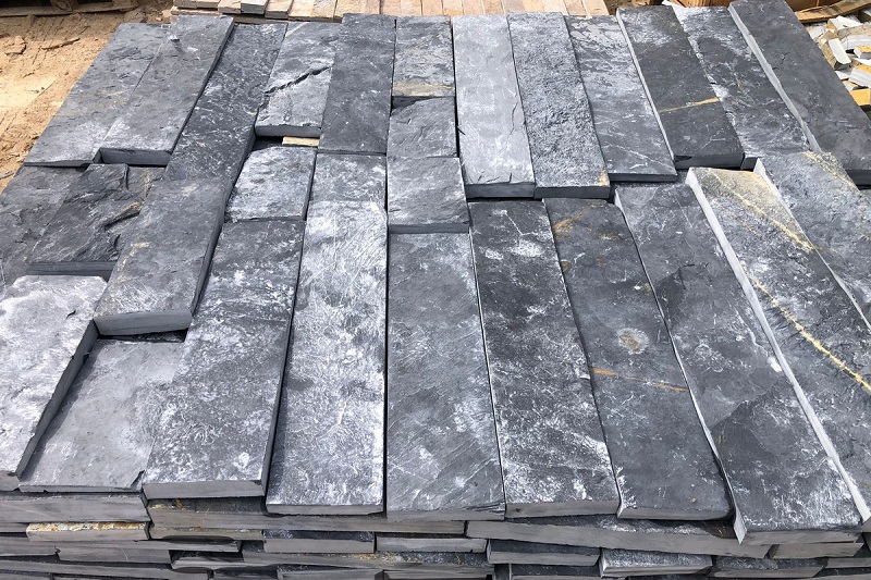 Abrasion resistance of building stone