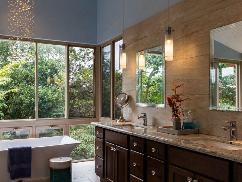 Comparing Travertine and Granite